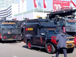 POLDA METRO JAYA KERAHKAN 4.531 PERSONEL GABUNGAN AMANKAN DEMO BURUH DI DPR RI