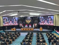 KETUA DPRD DKI SOROTI PERDA MANDEK DAN ABSENNYA BUMD DALAM RAPAT DEWAN
