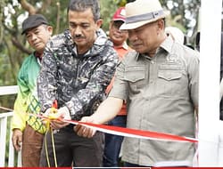 WALI KOTA JAKSEL RESMIKAN JEMBATAN ANTAR KAMPUNG (JAK) JIUNG DI KEBAYORAN LAMA